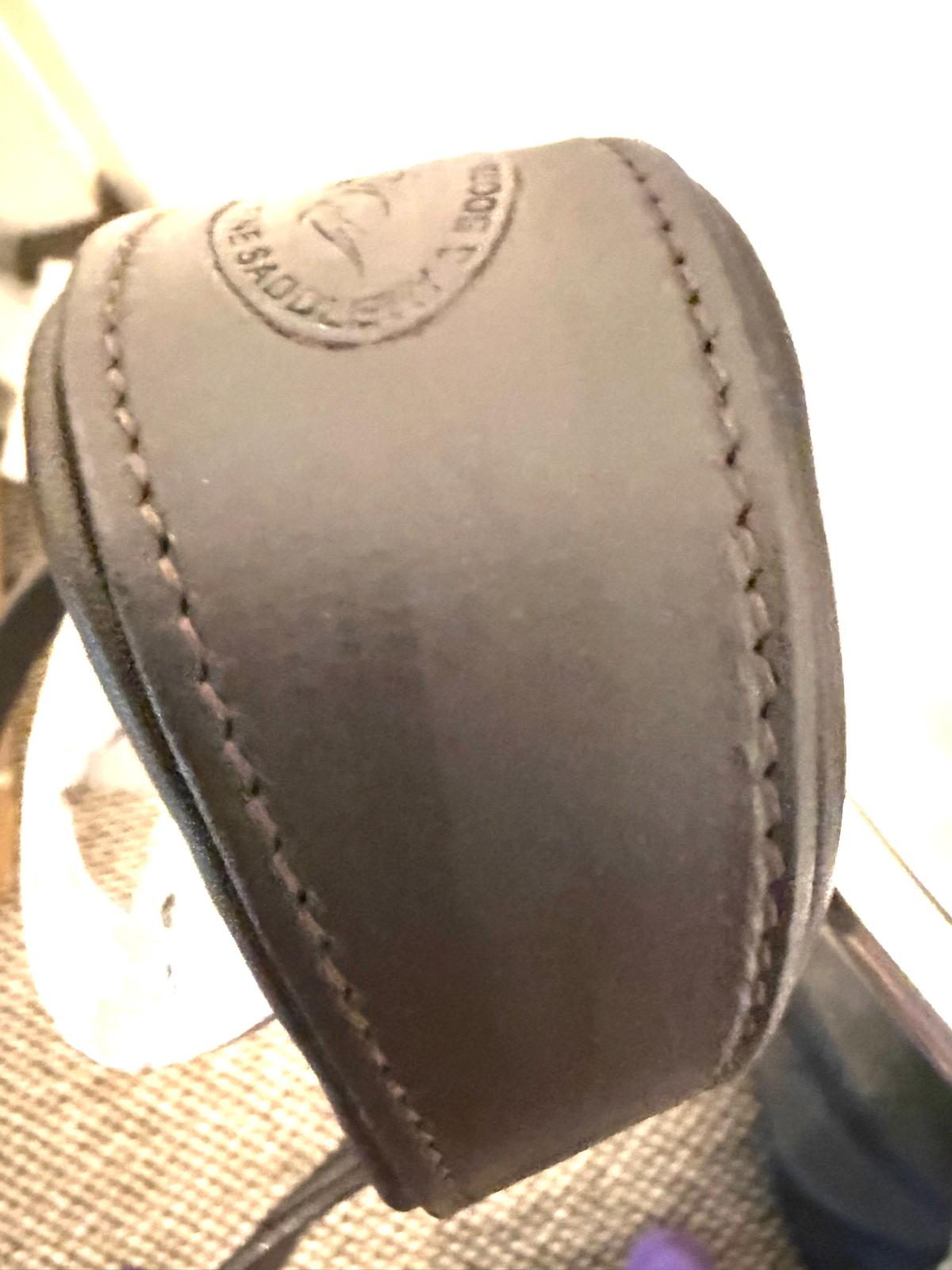 "Heavy horse hunter bridle havana leather full view – Sui Saddlery"