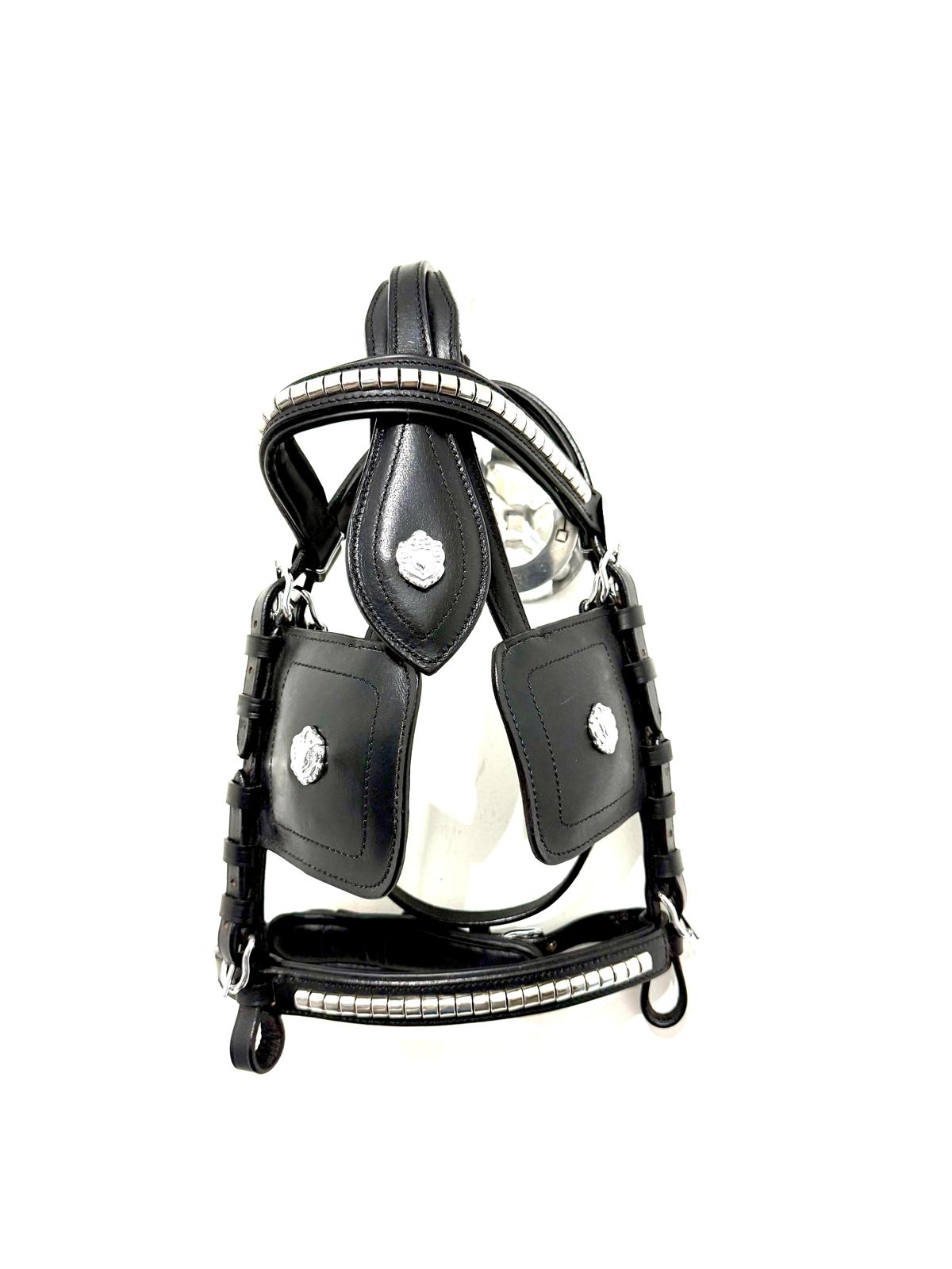 "Small pony blinkered driving bridle brown leather – Sui Saddlery"