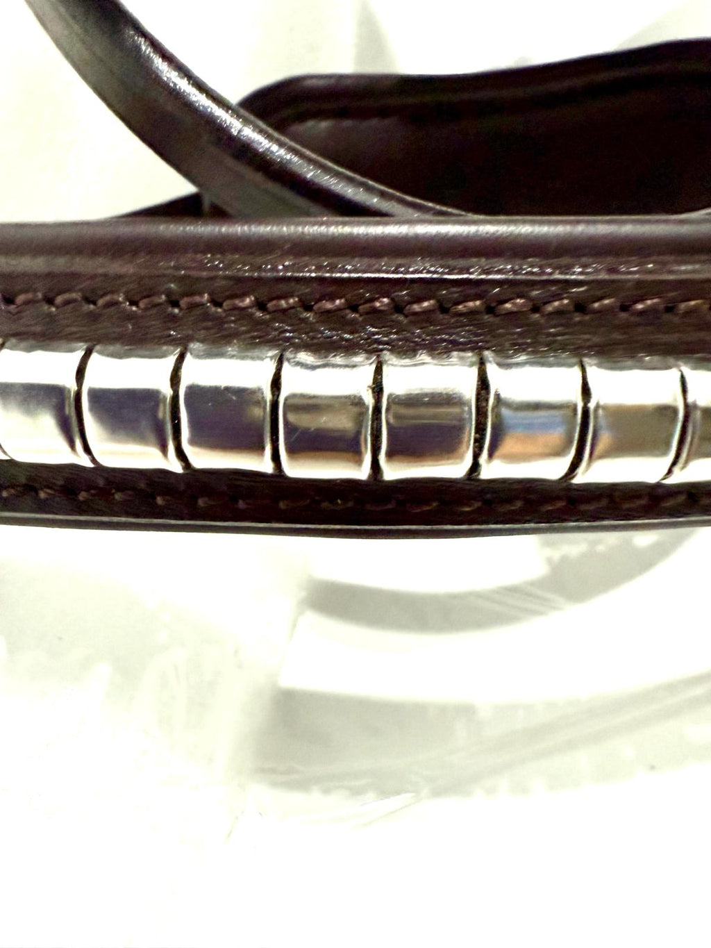 "Small pony blinkered driving bridle laid flat black and brown – Sui Saddlery"